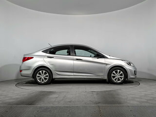 2011 Hyundai Solaris I, серебристый, 465000 рублей, вид 4