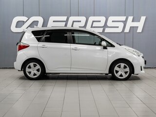 2011 Toyota Ractis II, белый, 899000 рублей, вид 5