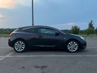 2012 Opel Astra GTC J Рестайлинг, чёрный, 850000 рублей, вид 2