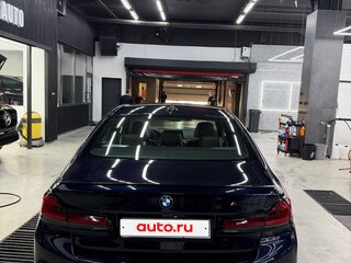 2017 BMW 5 серии M550i xDrive VII (G30/G31/G38), чёрный, 3700000 рублей, вид 5