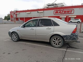2003 Ford Focus I Рестайлинг, серебристый, 425000 рублей, вид 3