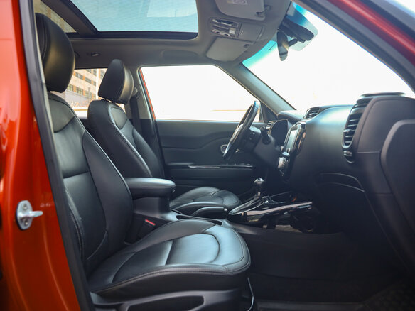 2018 Kia Soul II Рестайлинг, оранжевый, 1794777 рублей - вид 25