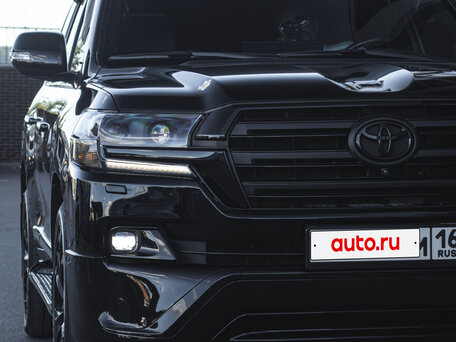 2015 Toyota Land Cruiser 200 Series Рестайлинг 2, чёрный, 4999000 рублей, вид 1
