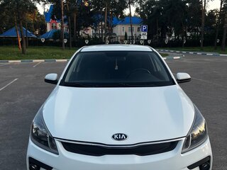 2017 Kia Rio IV, белый, 1195000 рублей, вид 2