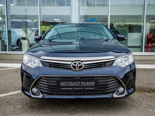 2015 Toyota Camry VII (XV50) Рестайлинг, чёрный, 2098000 рублей, вид 2