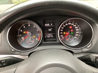 2011 Volkswagen Golf VI, серебристый, 870000 рублей, вид 2