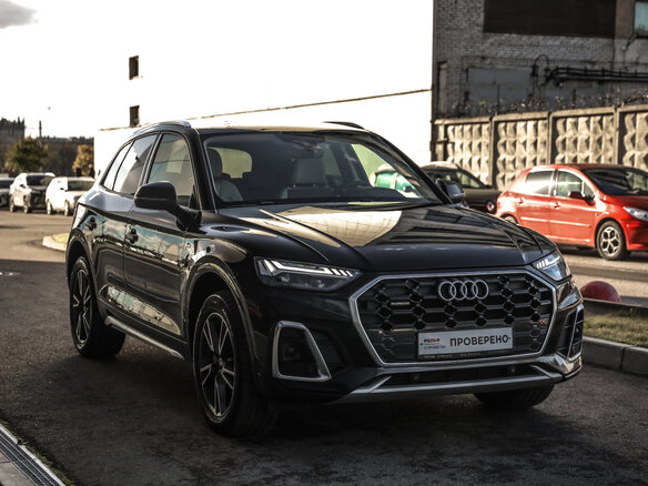 2021 Audi Q5 45 TFSI II (FY) Рестайлинг, чёрный, 3999000 рублей - вид 4