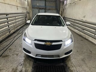 2011 Chevrolet Cruze I, белый, 580000 рублей, вид 1