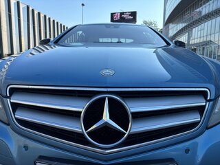 2011 Mercedes-Benz E-Класс 250 7G-Tronic IV (W212, S212, C207), голубой, 1230000 рублей, вид 1