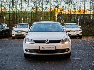 2014 Volkswagen Jetta VI, белый, 1320000 рублей, вид 3
