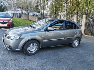 2011 Kia Rio II Рестайлинг, серебристый, 480000 рублей, вид 3