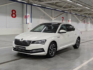 2020 Skoda Superb III Рестайлинг, белый, 2190000 рублей, вид 1