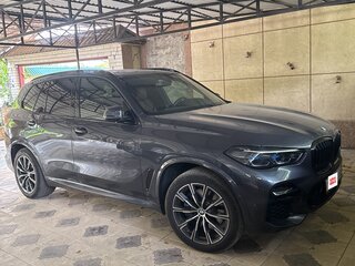 2021 BMW X5 30d IV (G05/G18), серый, 7500000 рублей, вид 2
