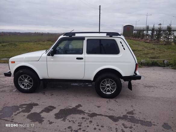 2020 Lada (ВАЗ) 2121 (4x4) I Рестайлинг (2020), белый, 800000 рублей - вид 4