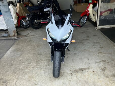 2024 Honda CBR 650R, белый, 977000 рублей, вид 3