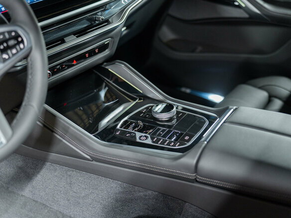 2025 BMW X6 30d III (G06) Рестайлинг, чёрный - вид 13