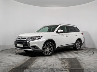 2017 Mitsubishi Outlander III Рестайлинг 2, белый, 1470000 рублей, вид 1