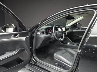 2021 Kia K5 III, чёрный, 2473000 рублей, вид 5