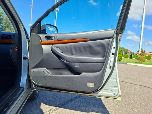 2007 Toyota Avensis II Рестайлинг, серебристый, 900000 рублей - вид 14