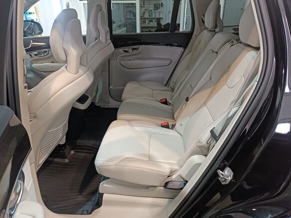 2016 Volvo XC90 II, чёрный, 2900000 рублей - вид 15
