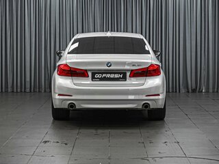 2018 BMW 5 серии 520i VII (G30/G31/G38), белый, 2588000 рублей, вид 4