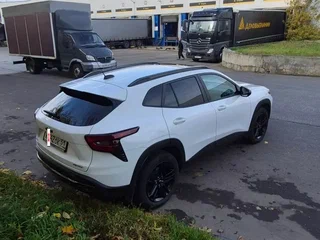 2023 Chevrolet Trax II, белый, 2500000 рублей, вид 5