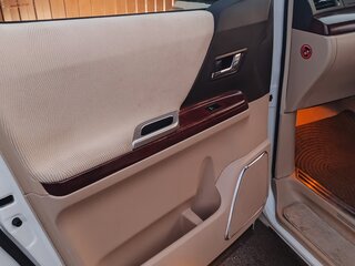2010 Toyota Alphard II, белый, 1300000 рублей, вид 5