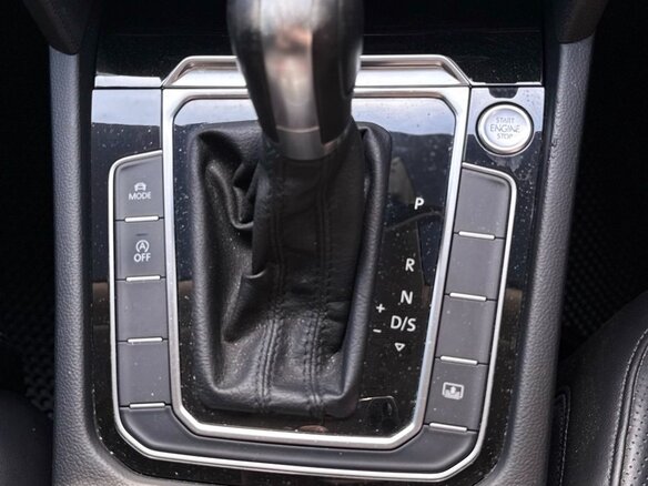 2015 Volkswagen Passat B8, чёрный, 1299177 рублей - вид 21
