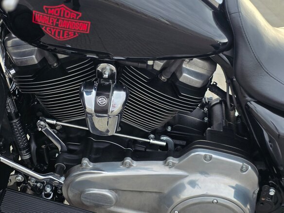 2019 Harley-Davidson Electra Glide, чёрный, 1650000 рублей - вид 10