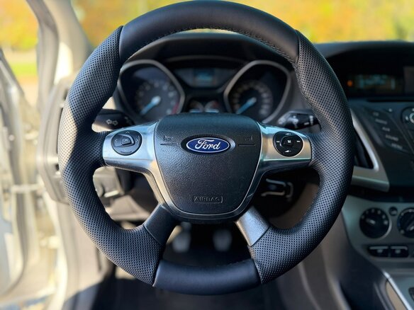 2012 Ford Focus III, серебристый, 830000 рублей - вид 9