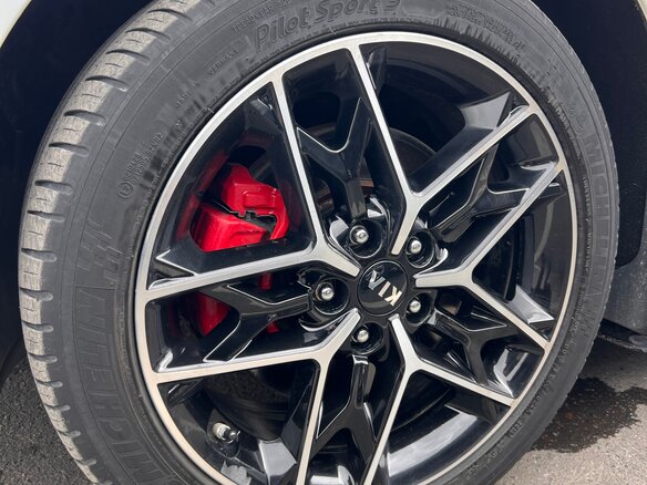 2019 Kia Optima IV Рестайлинг, белый, 2570000 рублей - вид 11