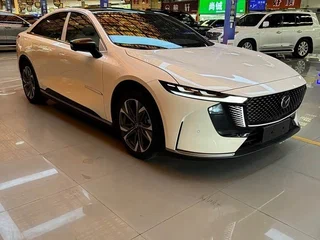 2026 Mazda EZ-6 28.4 kWh, белый, 3958034 рублей, вид 3