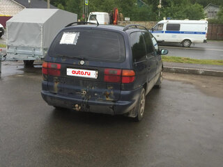 1998 Volkswagen Sharan I, синий, 230000 рублей, вид 4