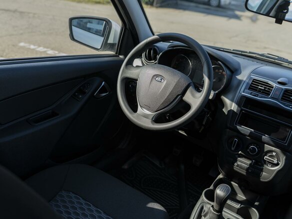 2026 Lada (ВАЗ) Granta I Рестайлинг, белый, 1068000 рублей - вид 14