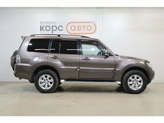 2011 Mitsubishi Pajero IV, коричневый, 1799000 рублей, вид 4