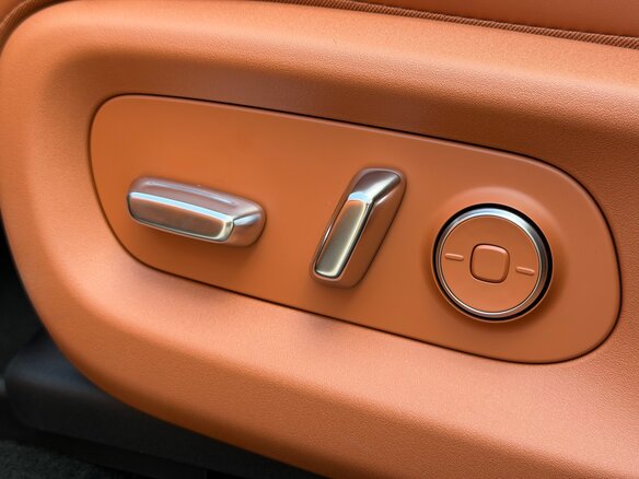 2026 GAC Trumpchi S9, чёрный - вид 10