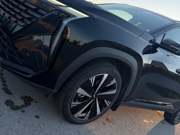2023 Geely Atlas II, чёрный, 2680000 рублей - вид 6