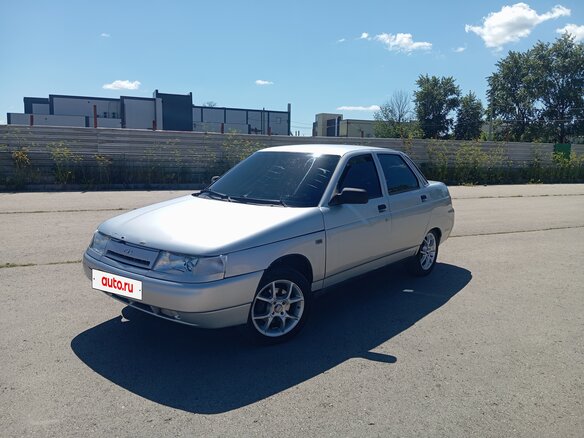 2007 Lada (ВАЗ) 2110, серебристый, 185000 рублей