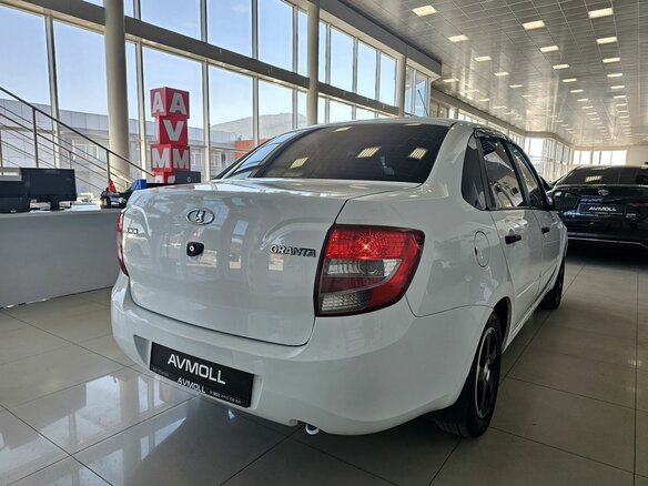 2017 Lada (ВАЗ) Granta I, белый, 749000 рублей - вид 6