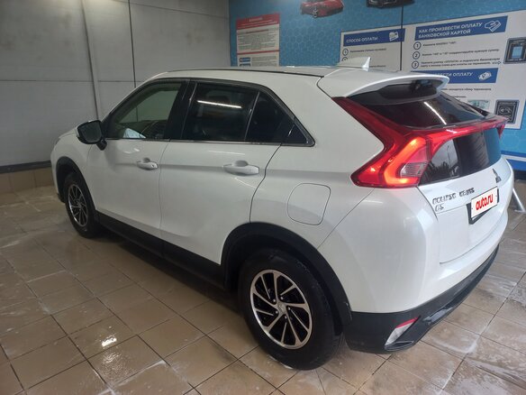 2020 Mitsubishi Eclipse Cross I, белый - вид 8