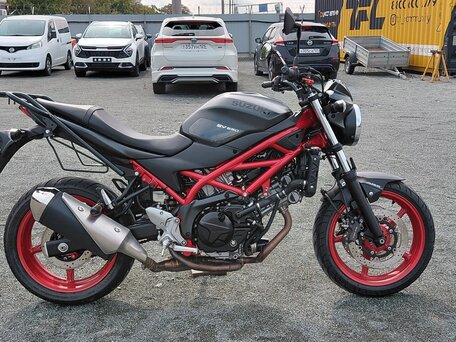 2020 Suzuki SV 650, пурпурный, 550000 рублей, вид 2