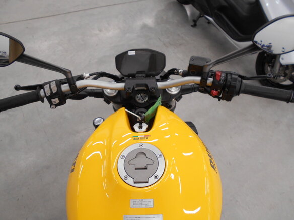 2018 Ducati Monster 821, жёлтый, 770000 рублей - вид 19
