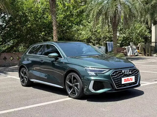 2023 Audi A3 Sportback 35 TFSI IV (8Y), зелёный, 1990000 рублей, вид 3