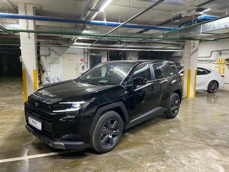 Toyota RAV4 VI (XA60)