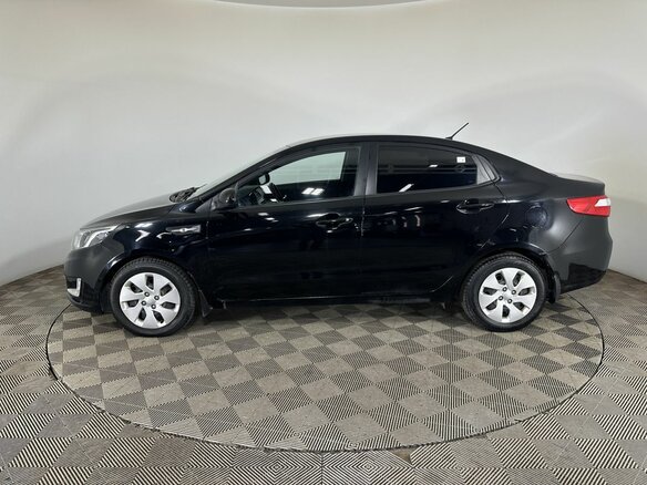 2015 Kia Rio 6-speed III, чёрный - вид 4