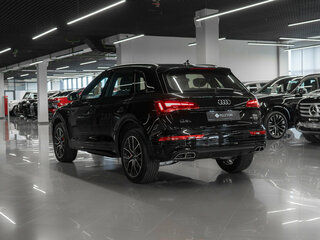 2026 Audi Q5 L 45 TFSI II (FY) Рестайлинг, чёрный, 5670000 рублей, вид 4