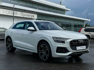 2018 Audi Q8 55 TFSI I (4M), белый, 4499000 рублей, вид 3
