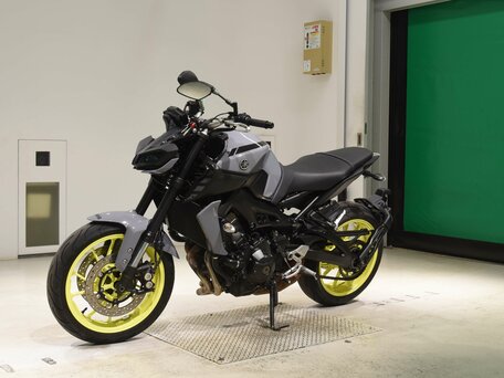 2017 Yamaha MT-09 (FZ-09), серый, 840000 рублей, вид 5