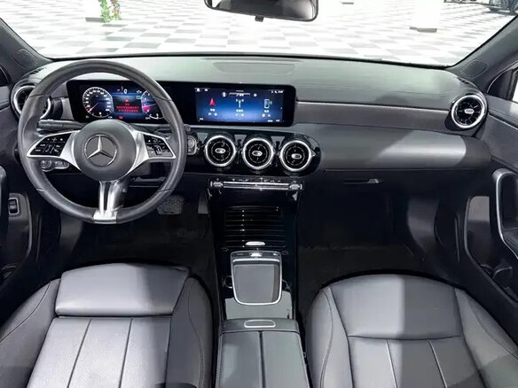 2023 Mercedes-Benz A-Класс 180 Long IV (W177) Рестайлинг, белый - вид 7