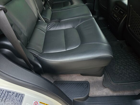 2015 Toyota Land Cruiser 200 Series Рестайлинг 1, белый - вид 34